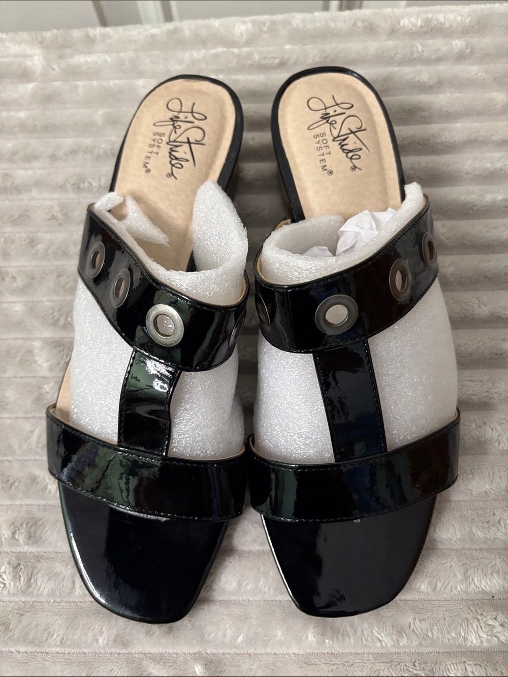 NWOT Life Stride Black Patent Slide Mules with Grommet Detail